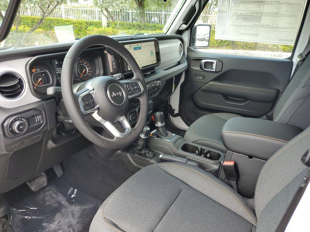 new 2025 Jeep Wrangler car, priced at $43,387
