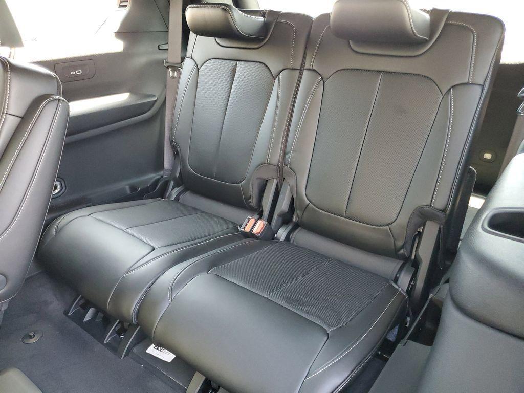 new 2025 Jeep Grand Cherokee L car, priced at $43,235
