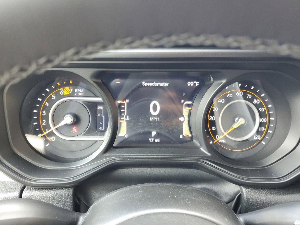new 2025 Jeep Wrangler car, priced at $45,670