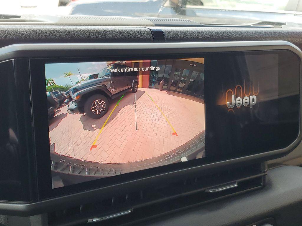 new 2025 Jeep Wrangler car, priced at $45,670