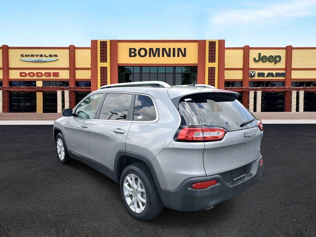 used 2018 Jeep Cherokee car, priced at $8,990