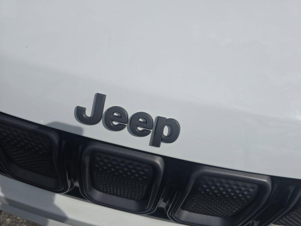 used 2022 Jeep Compass car, priced at $19,990