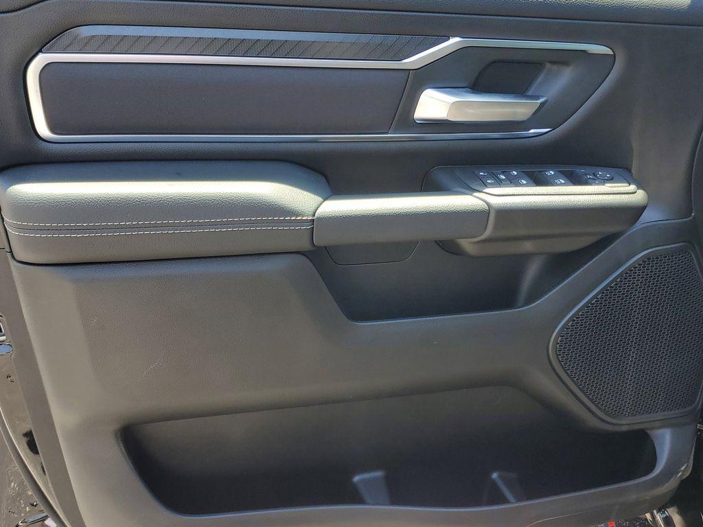 new 2025 Ram 1500 car, priced at $34,582