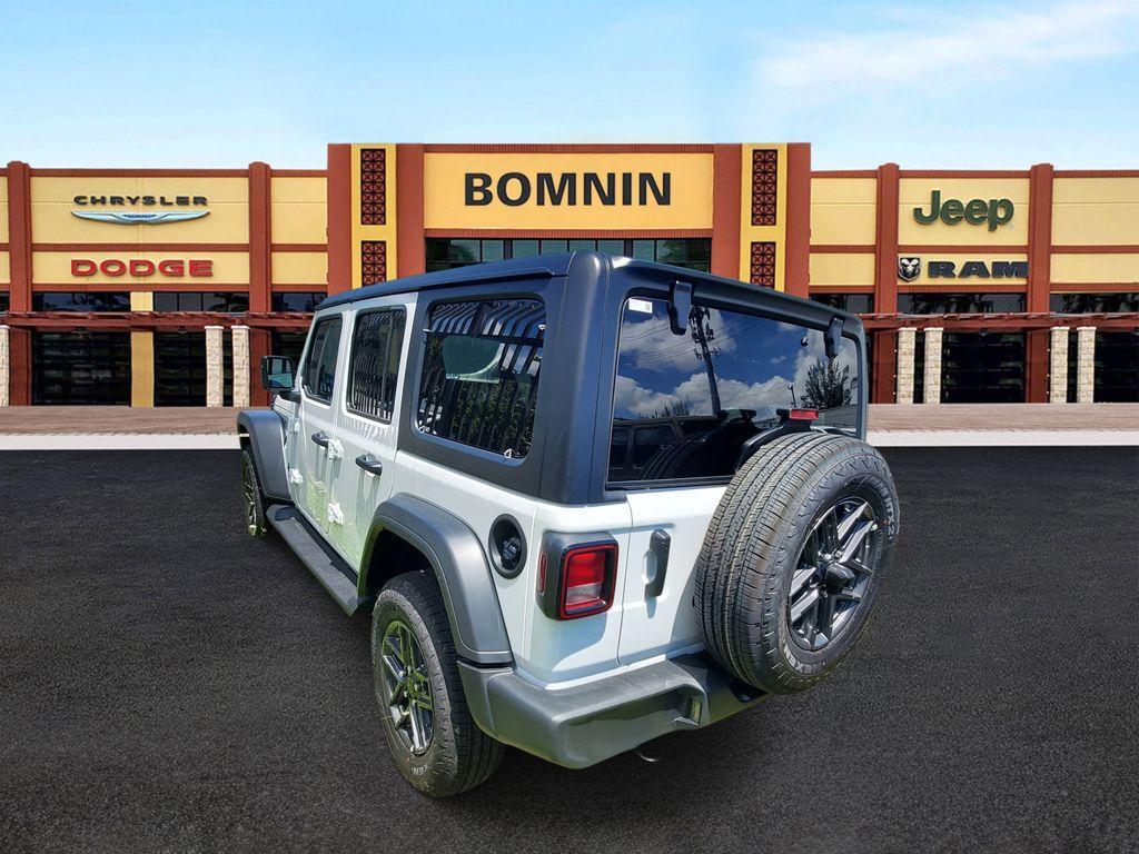 new 2025 Jeep Wrangler car, priced at $38,221