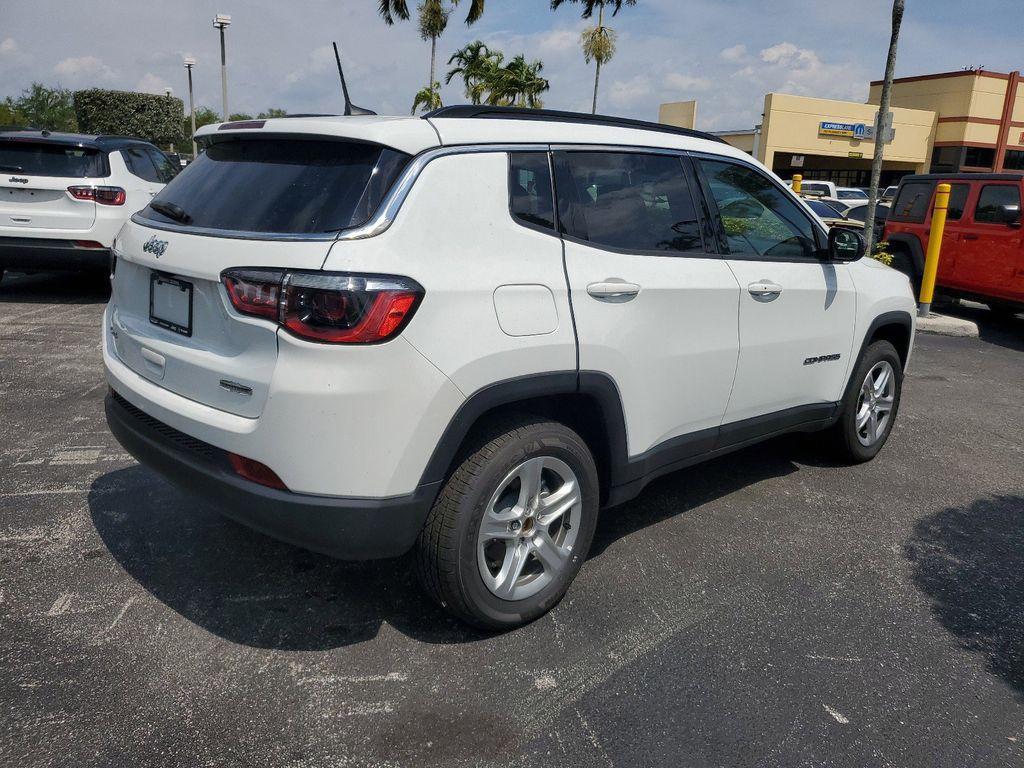 new 2025 Jeep Compass car, priced at $20,000