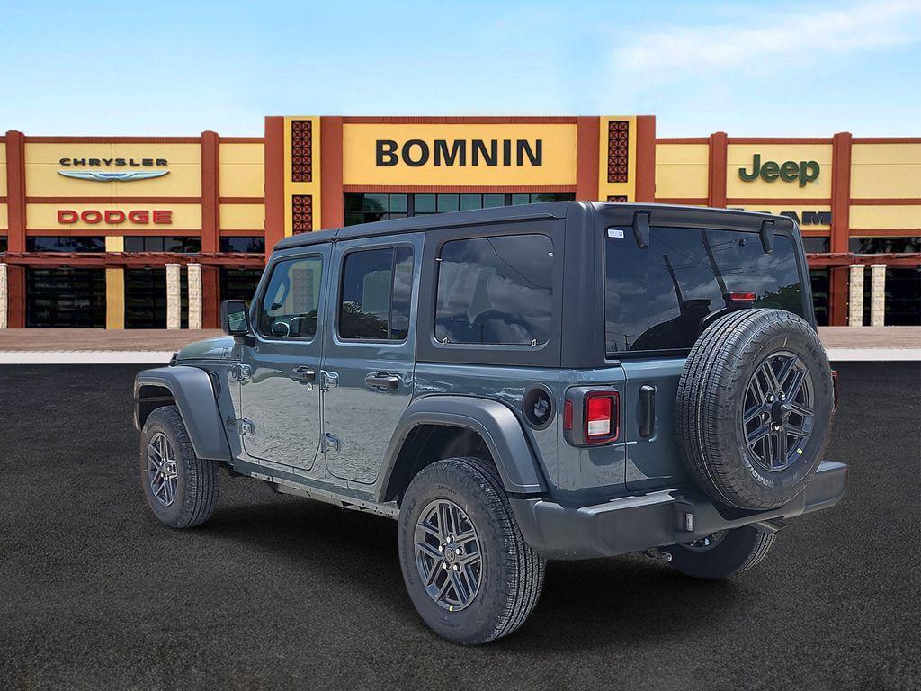 new 2025 Jeep Wrangler car, priced at $40,076