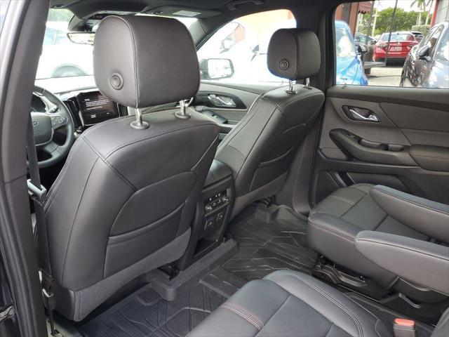 used 2023 Chevrolet Traverse car, priced at $35,990