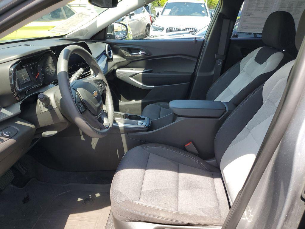 used 2024 Chevrolet Trax car, priced at $19,490