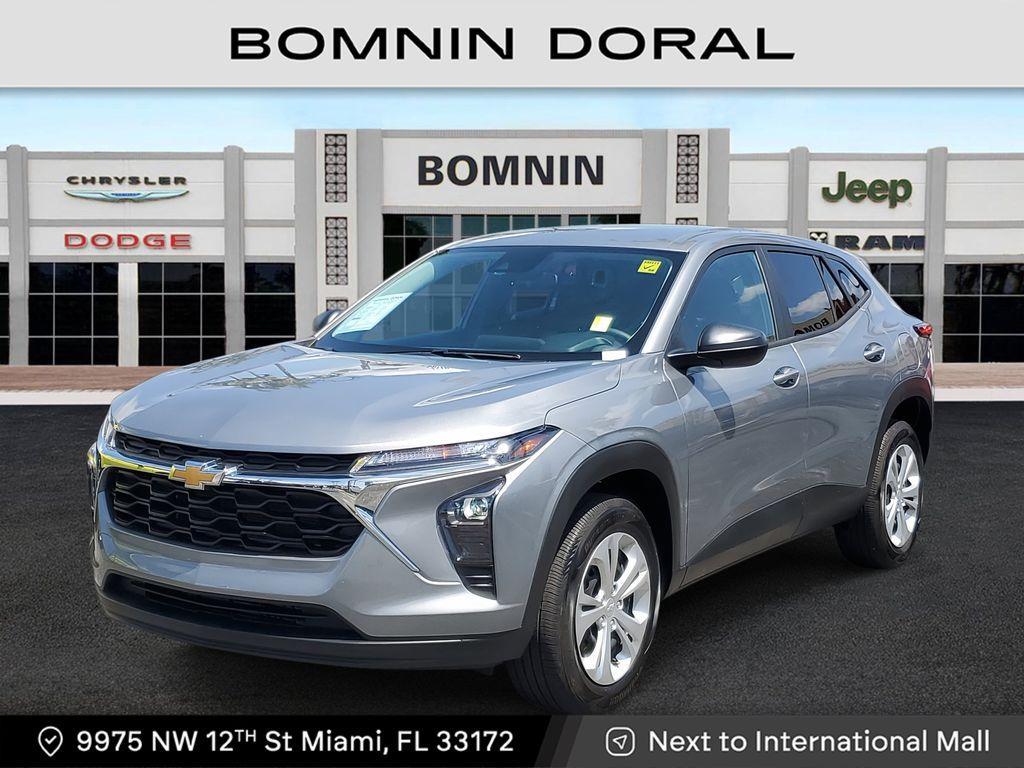 used 2024 Chevrolet Trax car, priced at $16,990