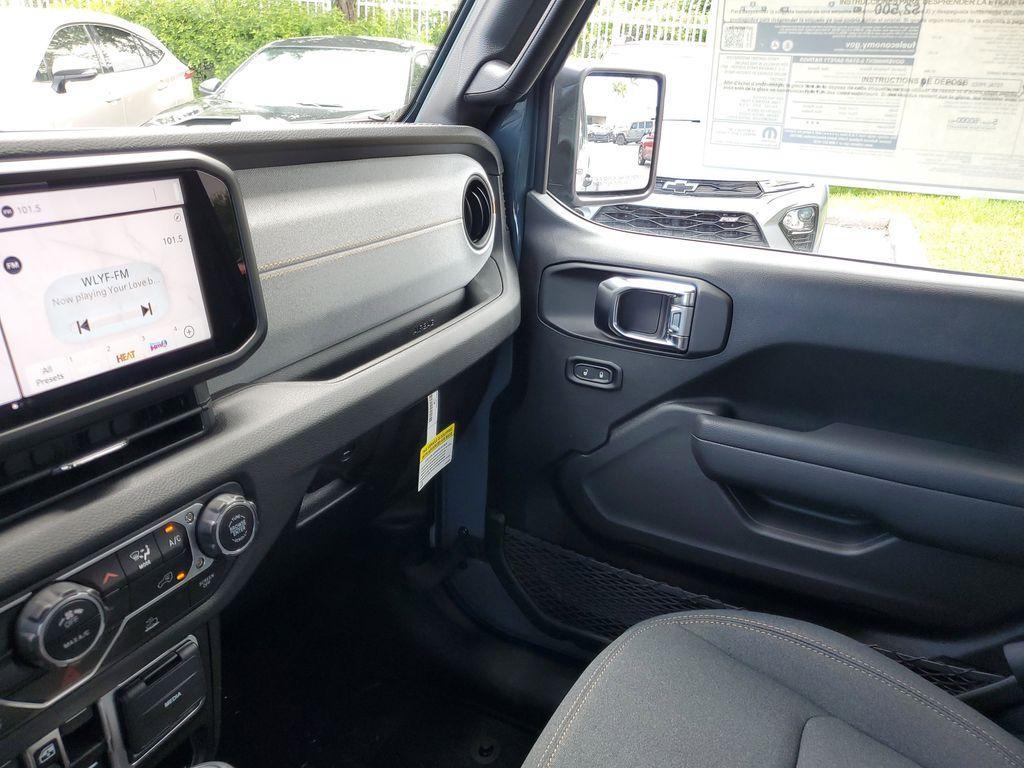 new 2025 Jeep Wrangler car, priced at $36,399
