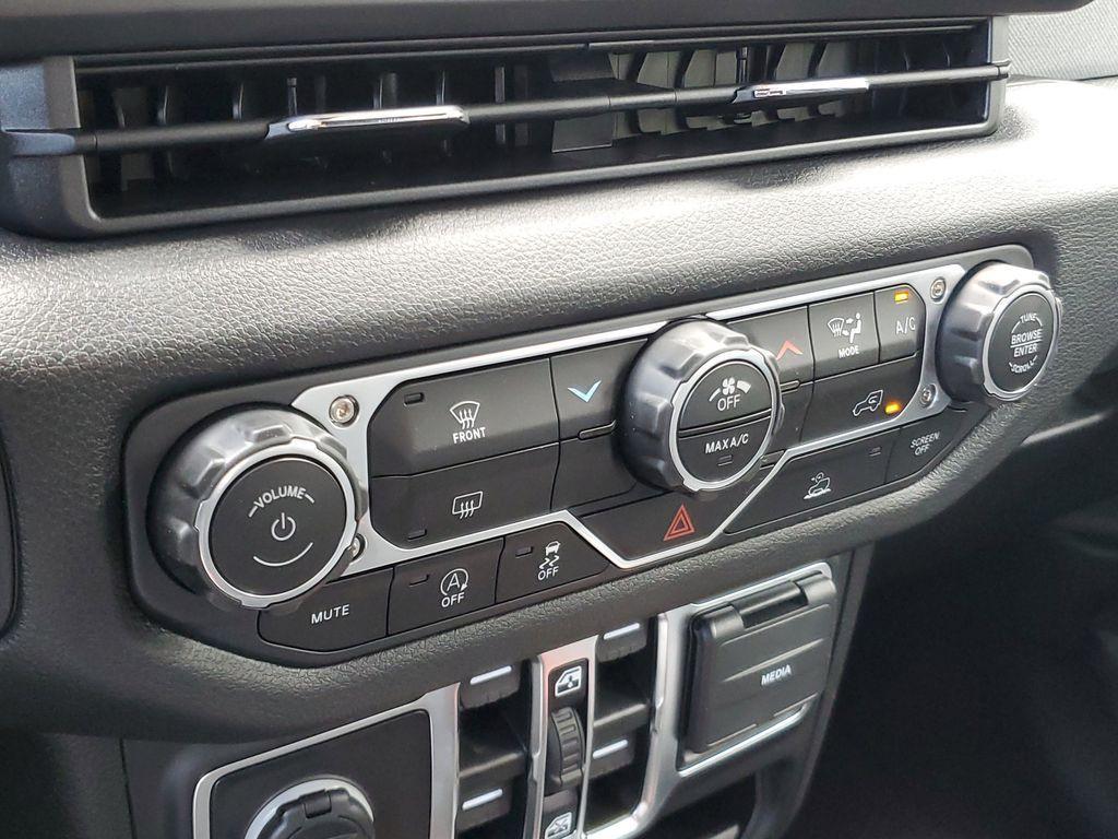new 2025 Jeep Wrangler car, priced at $36,399