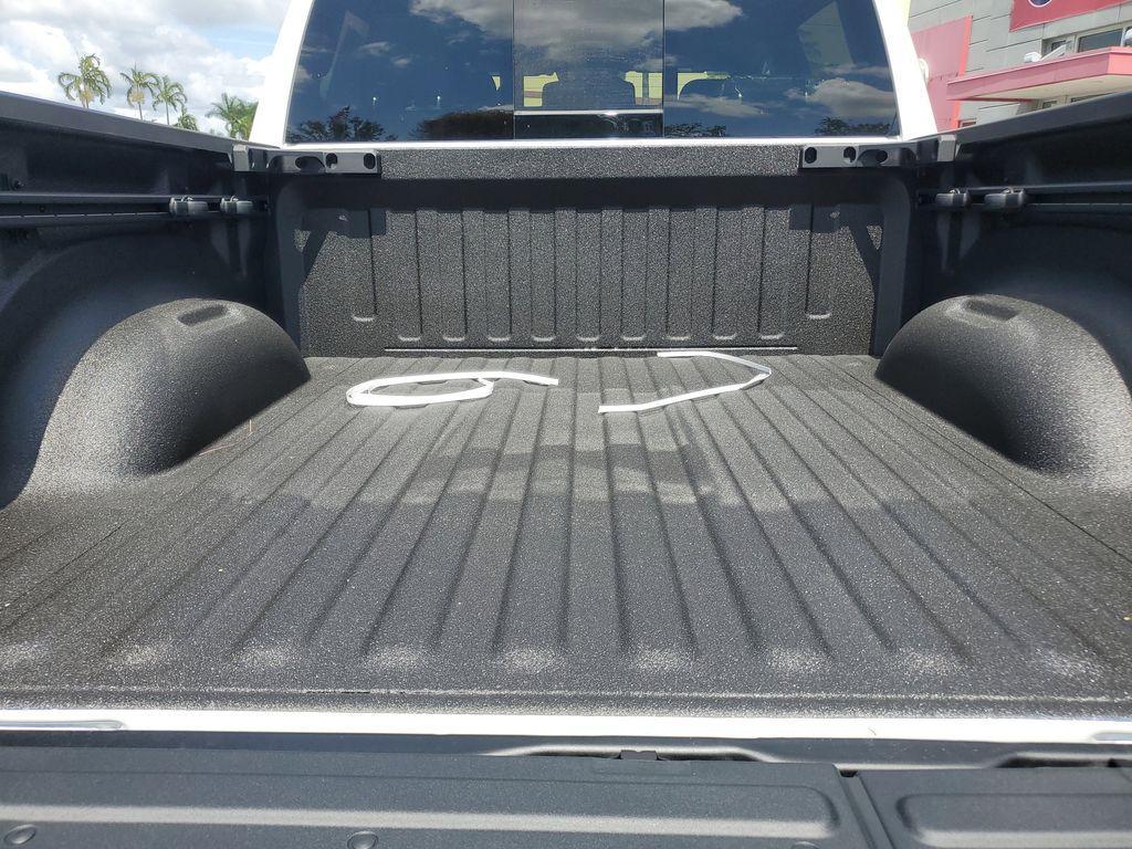 new 2025 Ram 1500 car, priced at $61,174