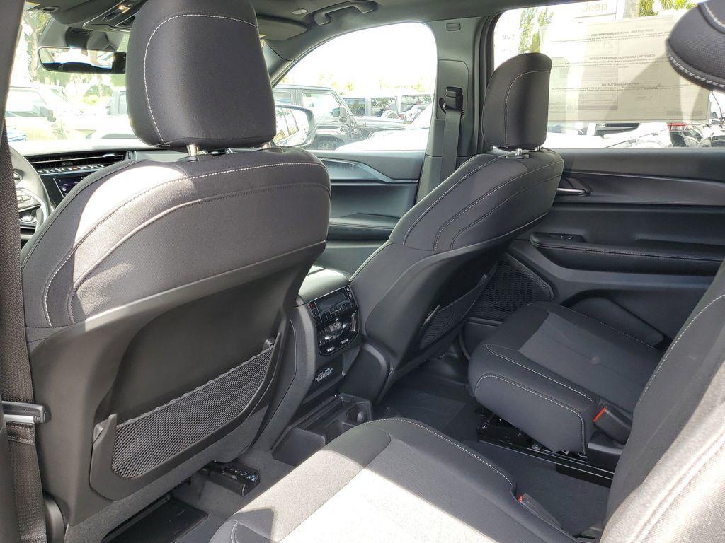 new 2025 Jeep Grand Cherokee L car, priced at $34,749