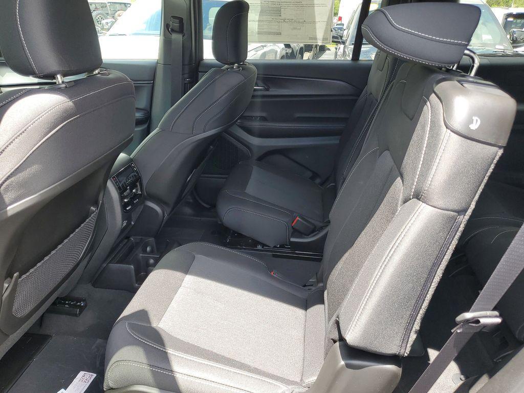 new 2025 Jeep Grand Cherokee L car, priced at $34,749