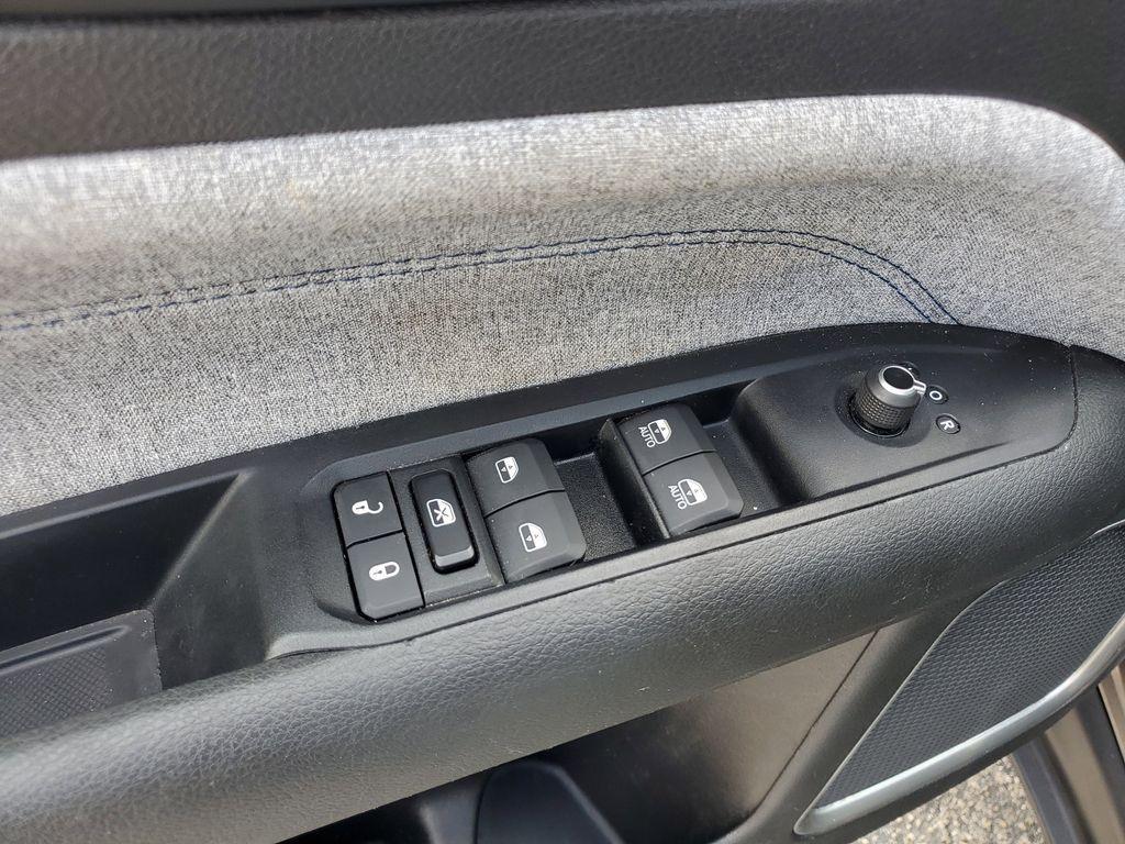 used 2023 Jeep Compass car, priced at $18,990