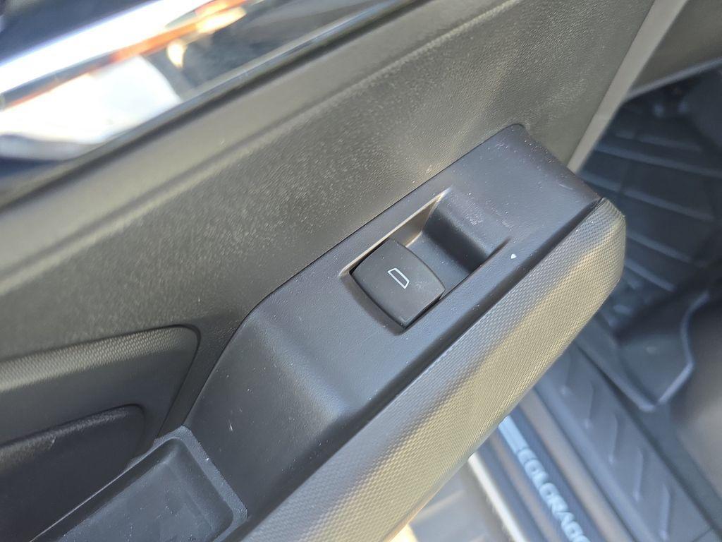 used 2024 Chevrolet Colorado car, priced at $28,490