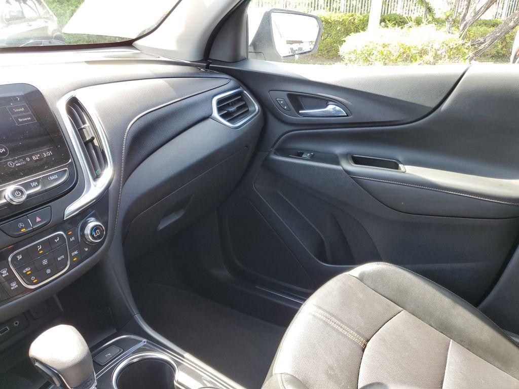 used 2022 Chevrolet Equinox car, priced at $18,490