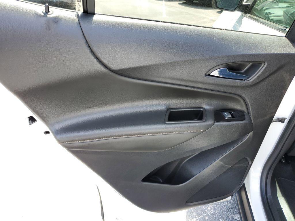 used 2022 Chevrolet Equinox car, priced at $18,490