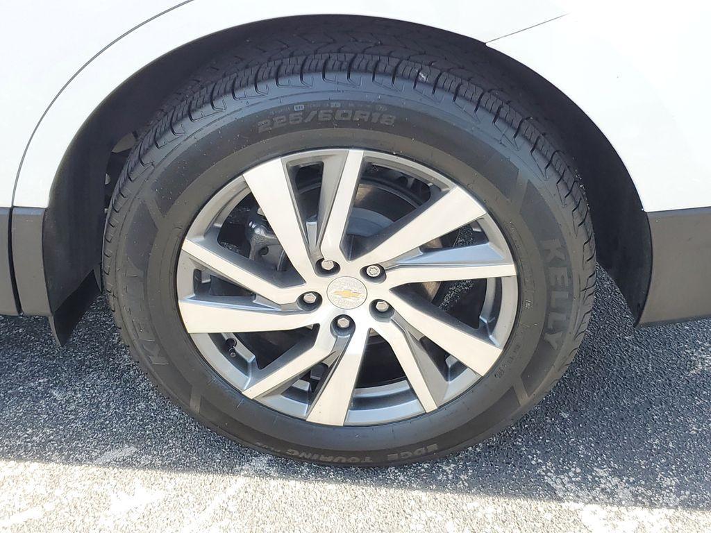 used 2022 Chevrolet Equinox car, priced at $18,490