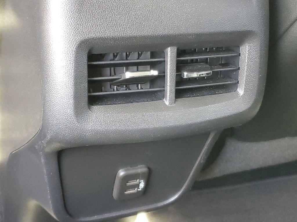 used 2022 Chevrolet Equinox car, priced at $18,490