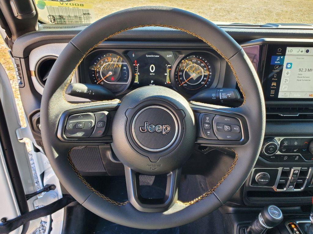 new 2025 Jeep Gladiator car, priced at $37,408