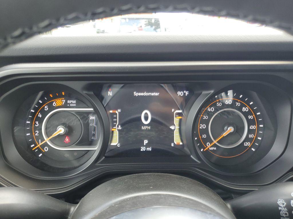 new 2025 Jeep Wrangler car, priced at $47,727