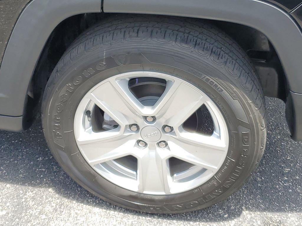 used 2022 Jeep Compass car, priced at $18,690