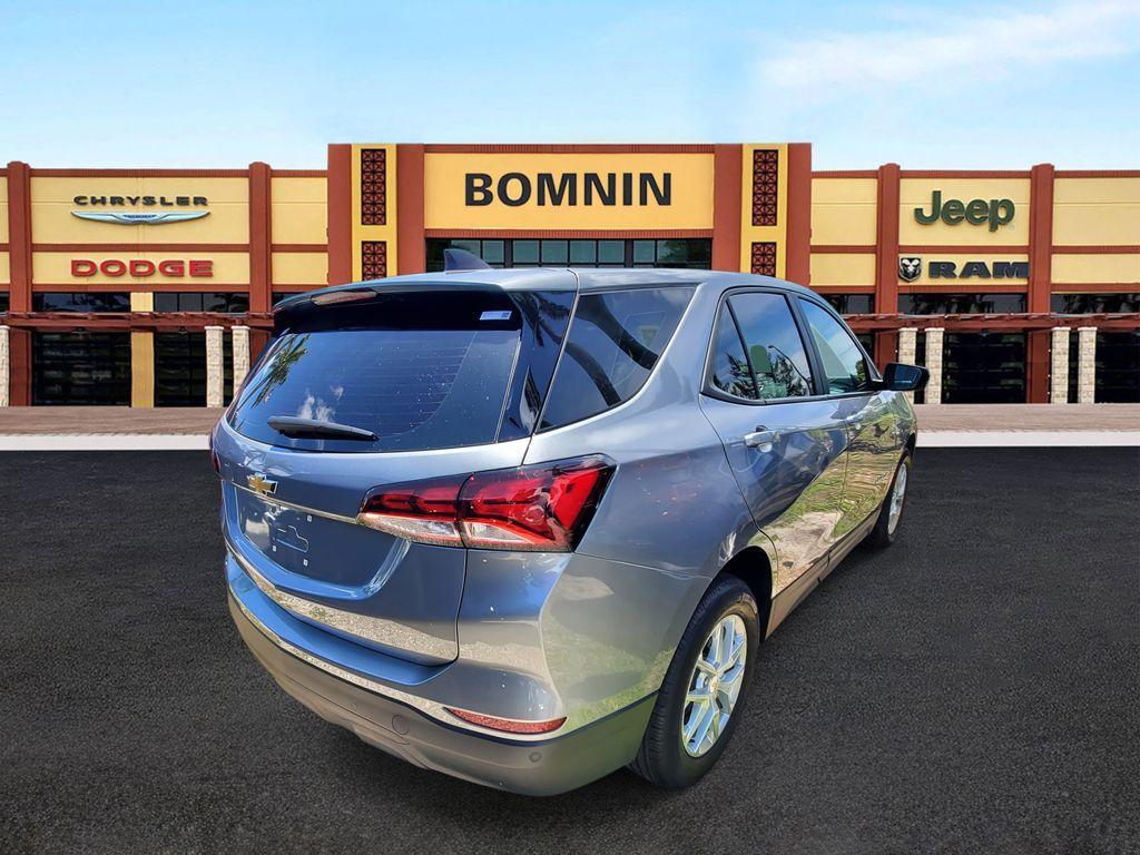 used 2024 Chevrolet Equinox car, priced at $20,990