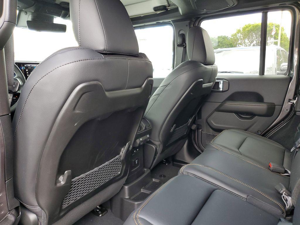 new 2025 Jeep Wrangler car, priced at $48,822