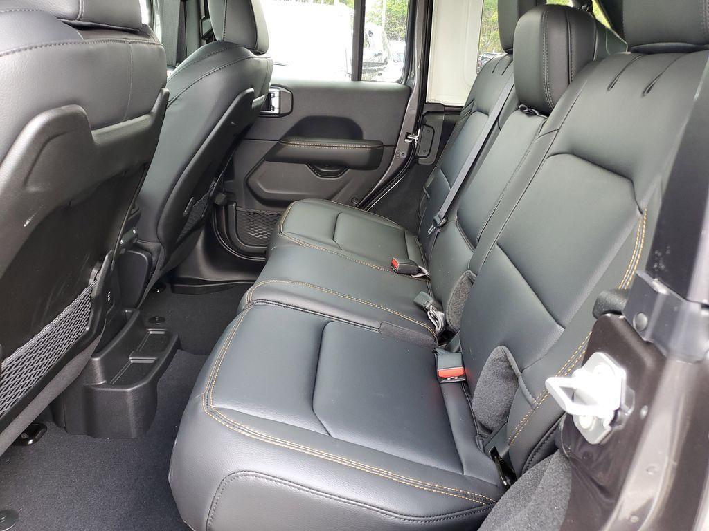 new 2025 Jeep Wrangler car, priced at $48,822