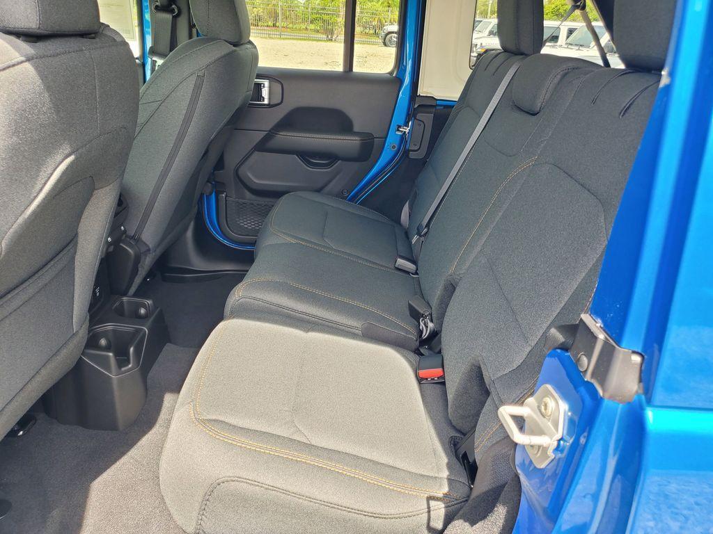 new 2025 Jeep Wrangler car, priced at $43,232