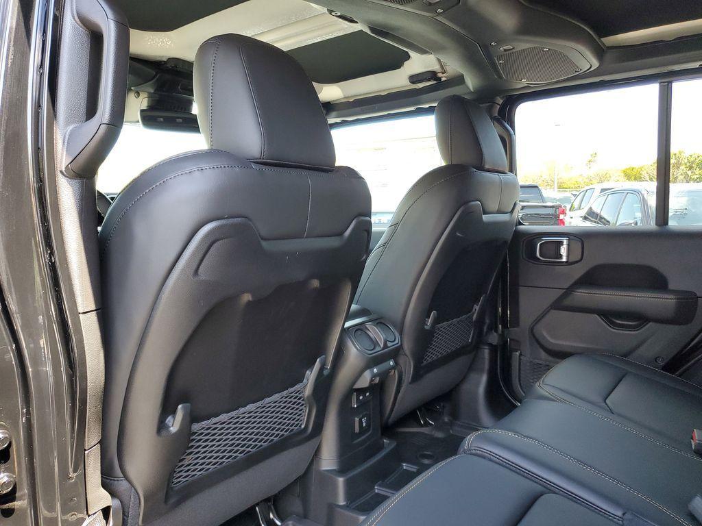 new 2025 Jeep Wrangler car, priced at $93,085