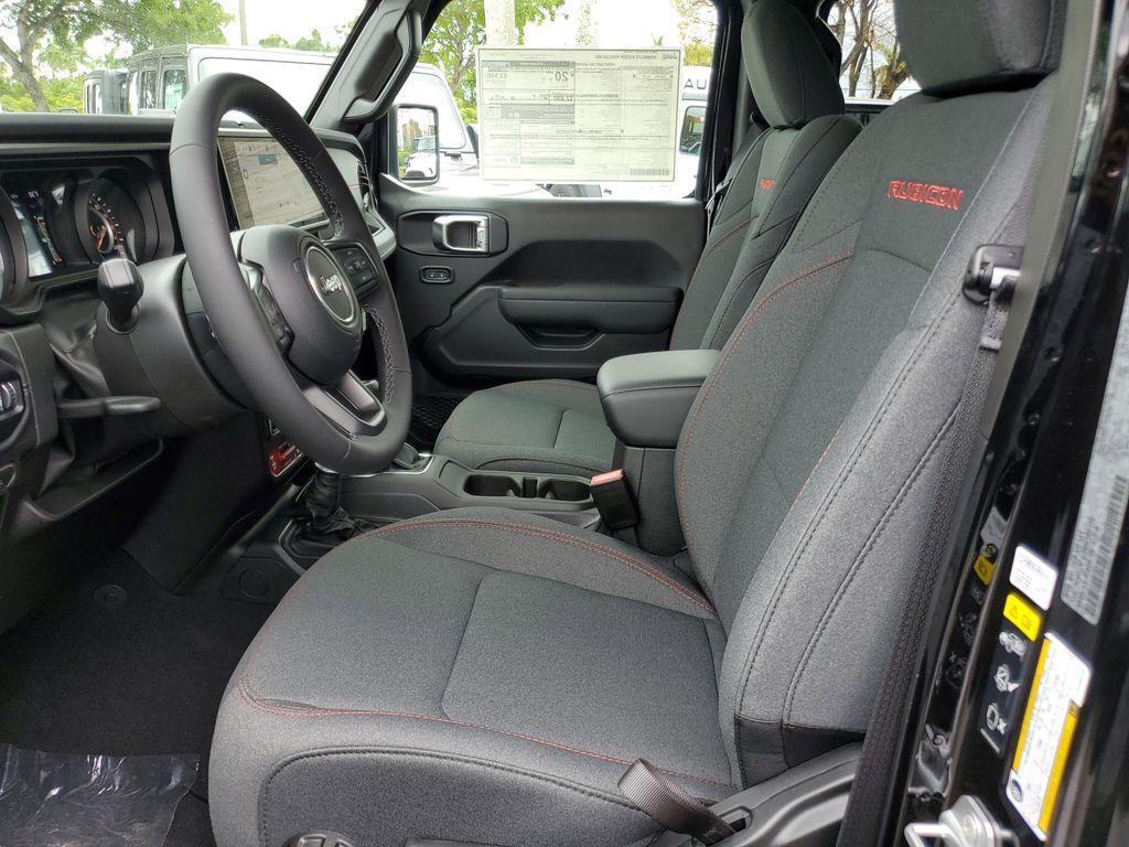 new 2025 Jeep Wrangler car, priced at $52,505