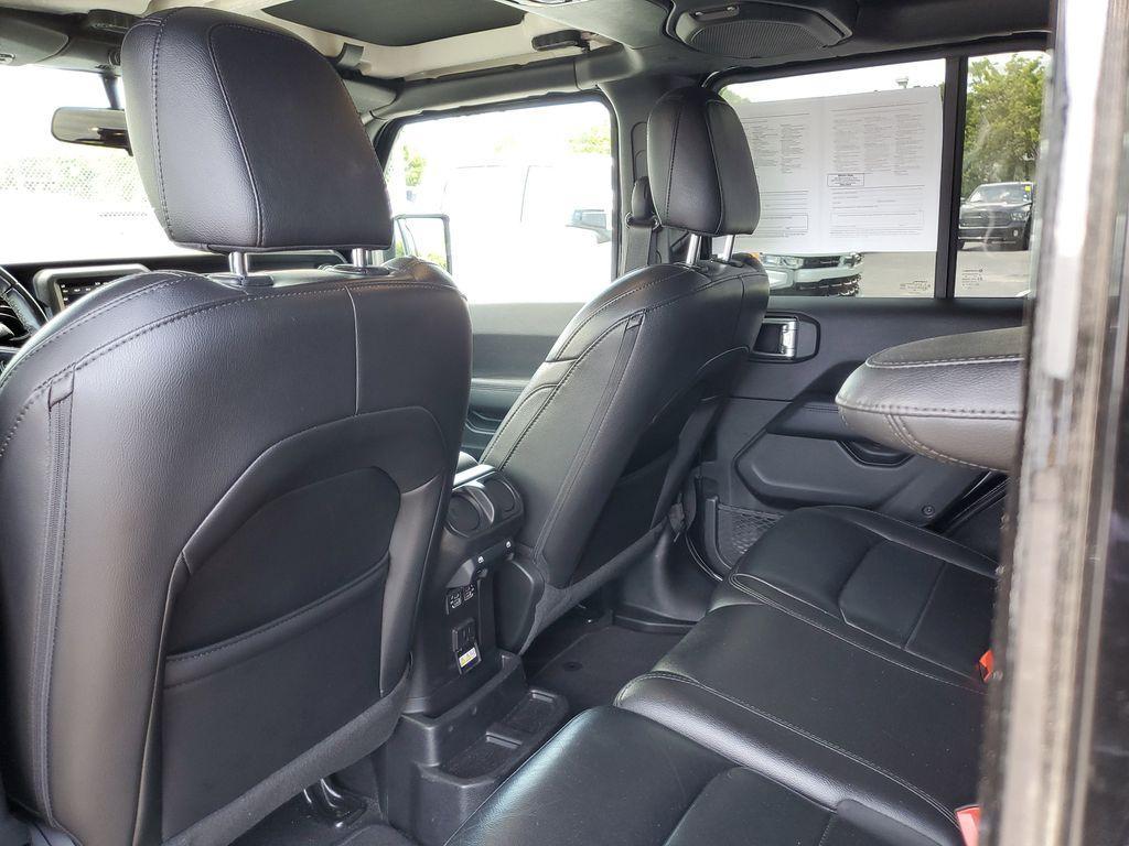 used 2021 Jeep Wrangler Unlimited car, priced at $27,490