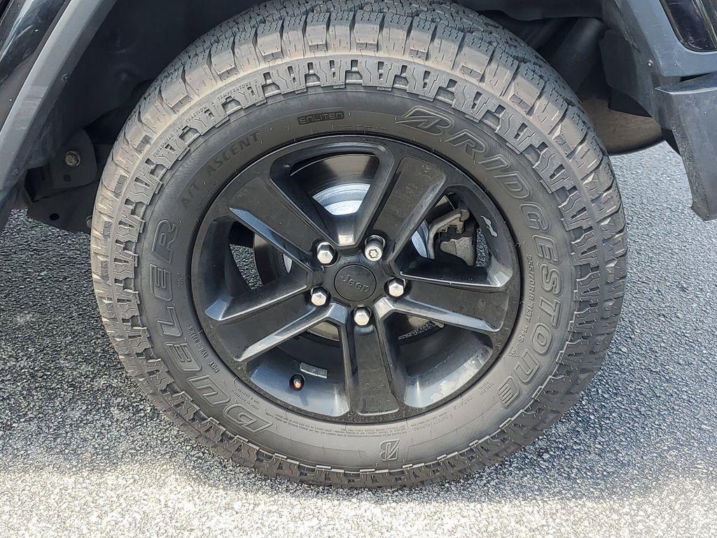 used 2021 Jeep Wrangler Unlimited car, priced at $27,490
