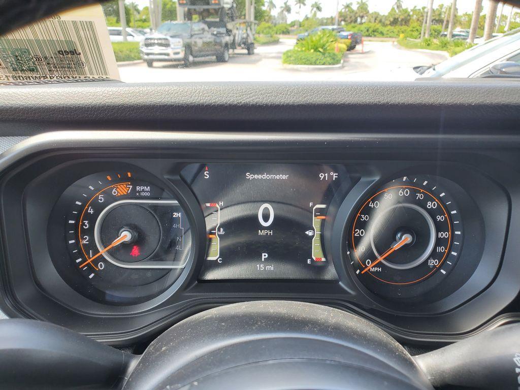 new 2025 Jeep Wrangler car, priced at $43,276
