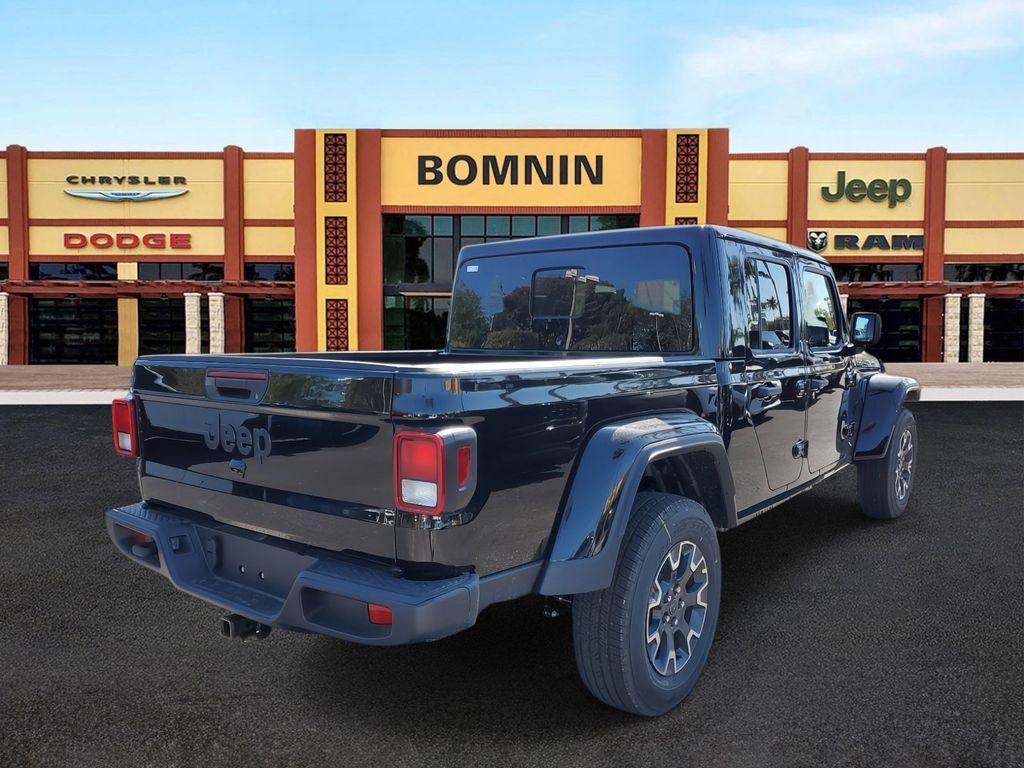new 2025 Jeep Gladiator car, priced at $42,598