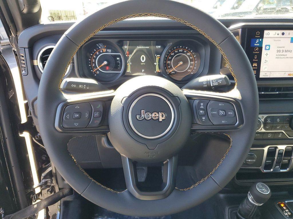 new 2025 Jeep Gladiator car, priced at $42,598