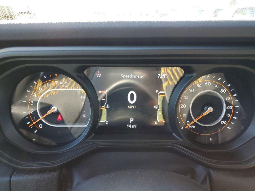 new 2025 Jeep Gladiator car, priced at $42,598