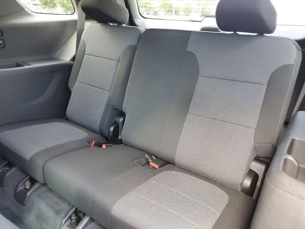 used 2023 Chevrolet Traverse car, priced at $22,490