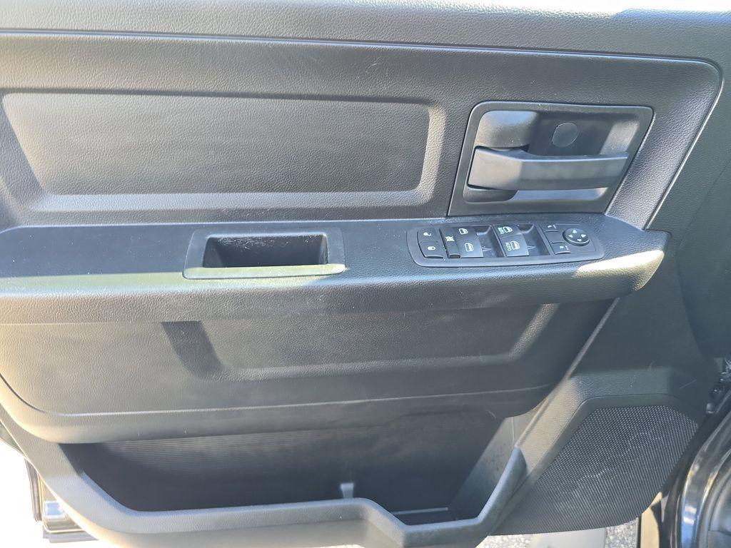 used 2019 Ram 1500 Classic car, priced at $19,490