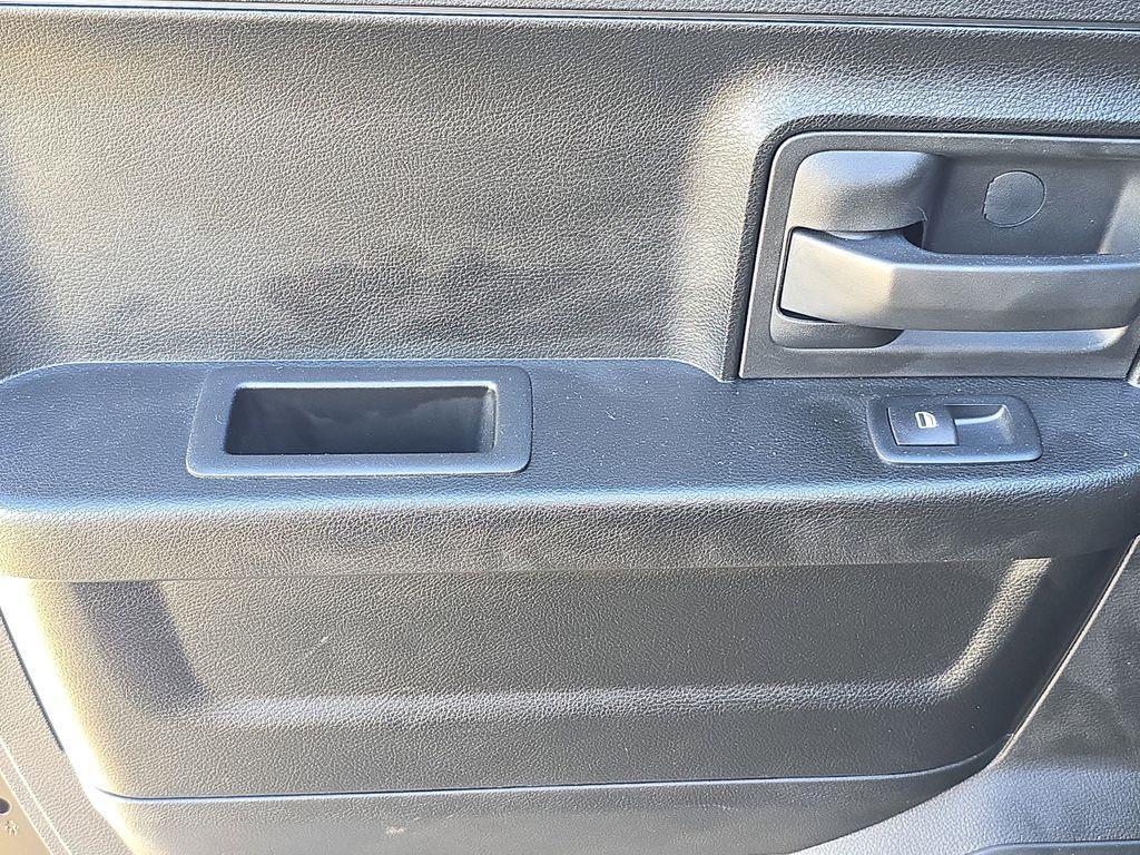 used 2019 Ram 1500 Classic car, priced at $19,490
