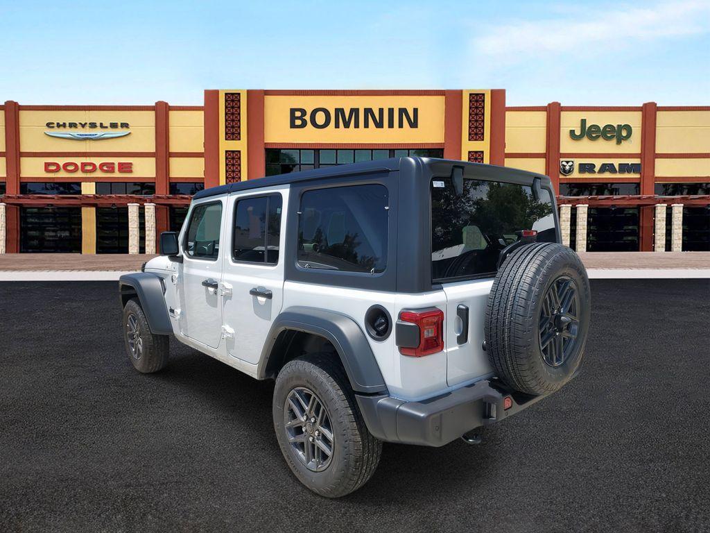 new 2025 Jeep Wrangler car, priced at $41,076