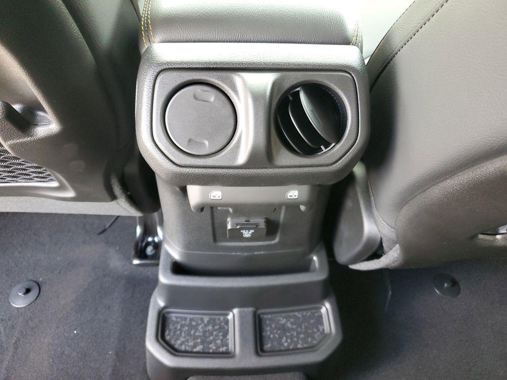 new 2025 Jeep Wrangler car, priced at $45,790