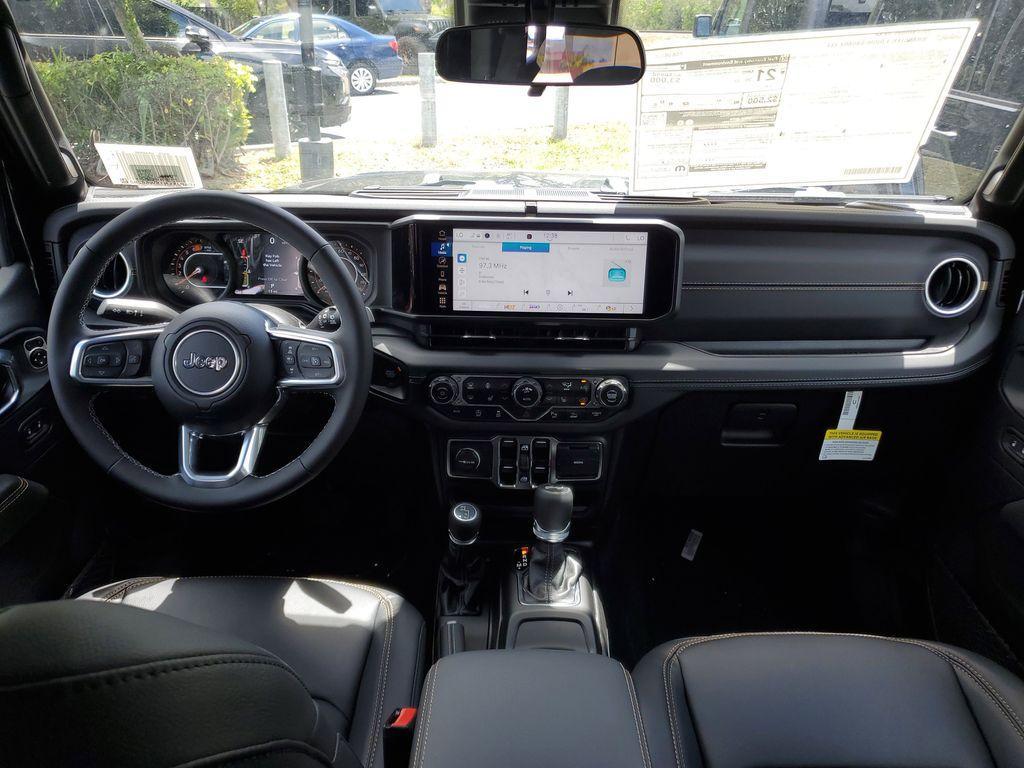 new 2025 Jeep Wrangler car, priced at $45,790
