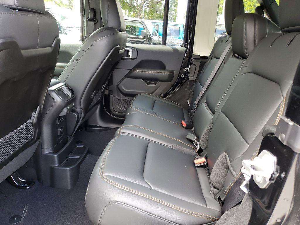new 2025 Jeep Wrangler car, priced at $45,790