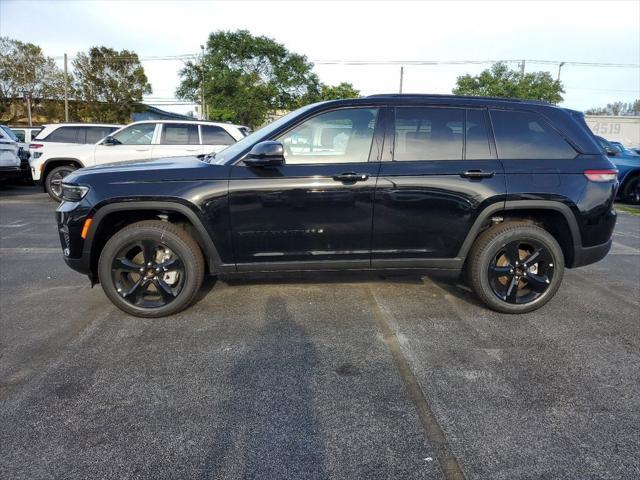 used 2024 Jeep Grand Cherokee car, priced at $38,990