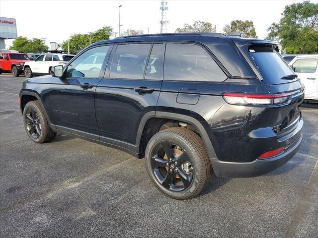 used 2024 Jeep Grand Cherokee car, priced at $38,990