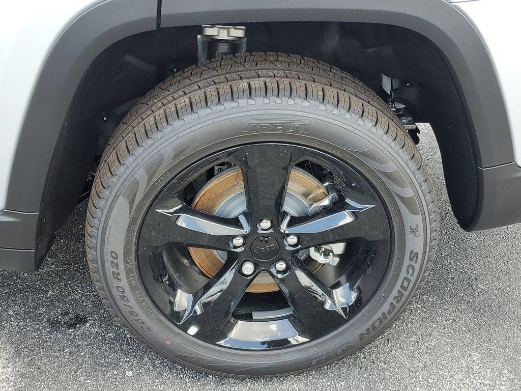 new 2025 Jeep Grand Cherokee L car, priced at $38,535