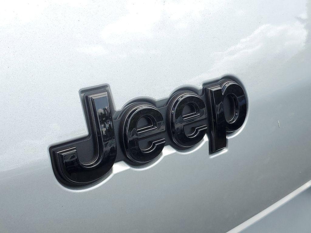 new 2025 Jeep Grand Cherokee L car, priced at $38,535